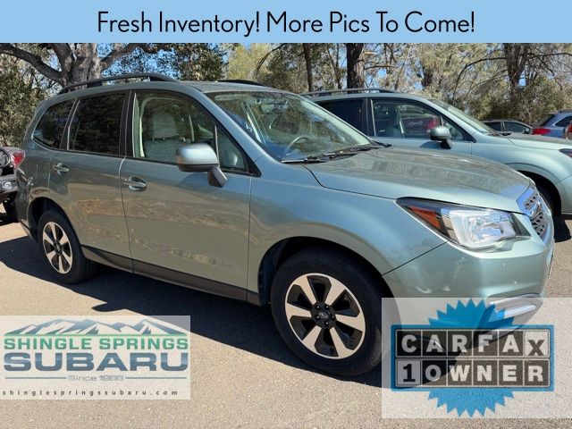2018 Subaru Forester 2.5i Premium photo 2