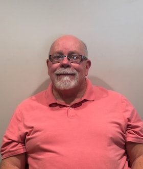 Staff member Steve Summers from ID_d02f52557c17