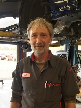 Staff member Rob Thomas from ID_18f942