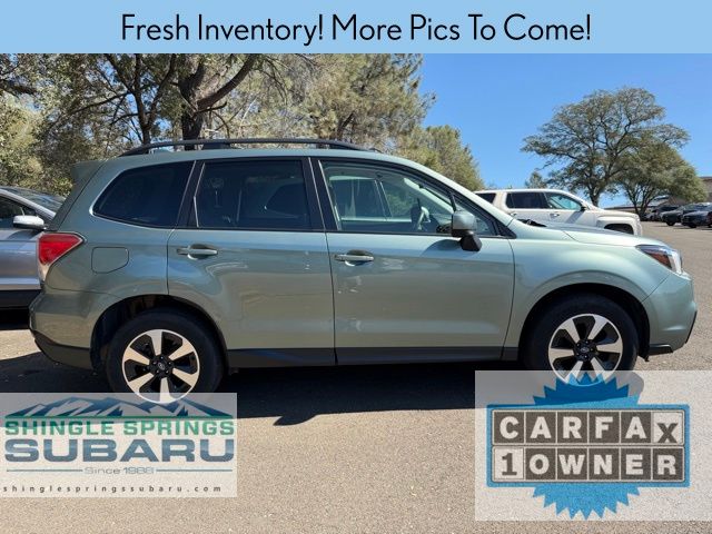 2018 Subaru Forester 2.5i Premium photo 3