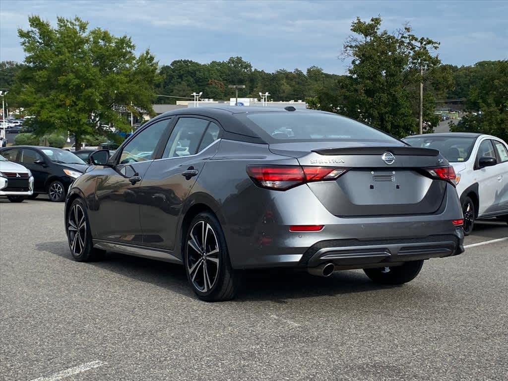 2023 Nissan Sentra SR photo 2