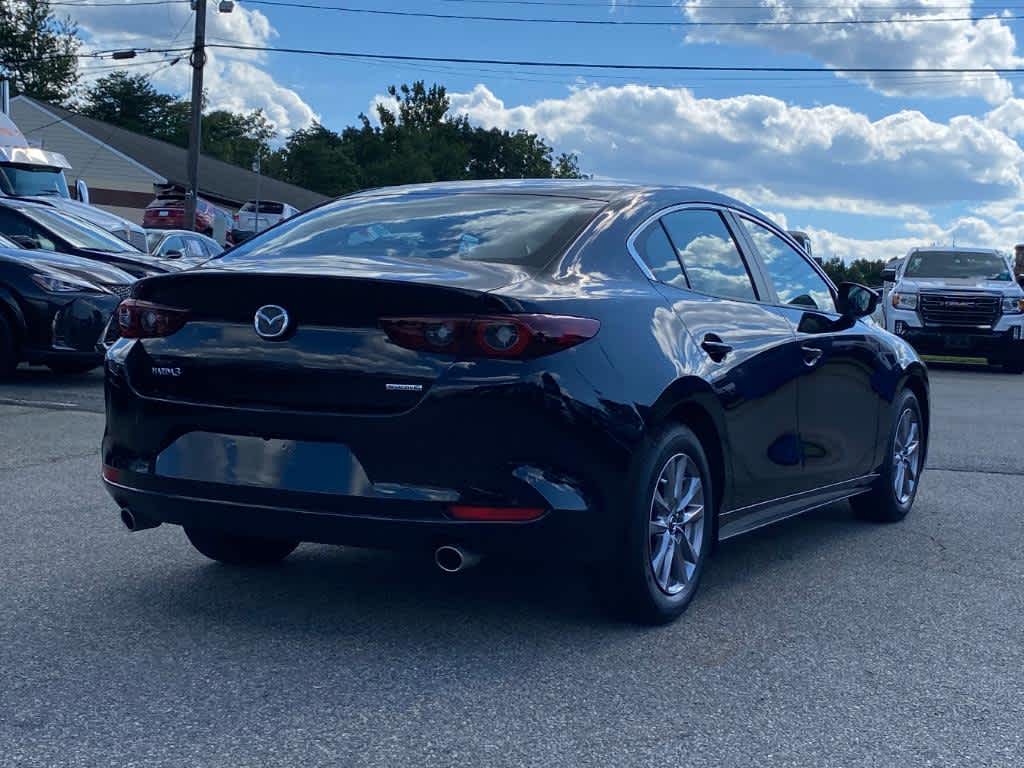 2022 Mazda Mazda3 2.0 photo 4