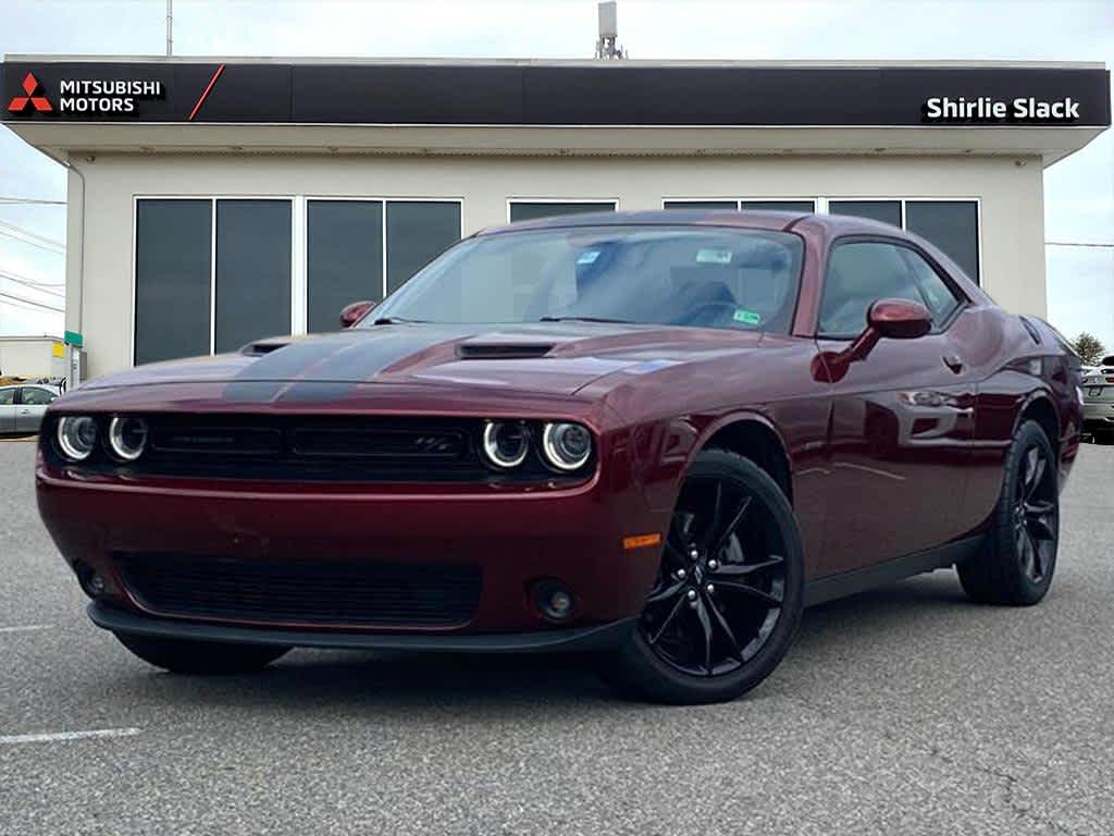 2018 Dodge Challenger R/T's photo