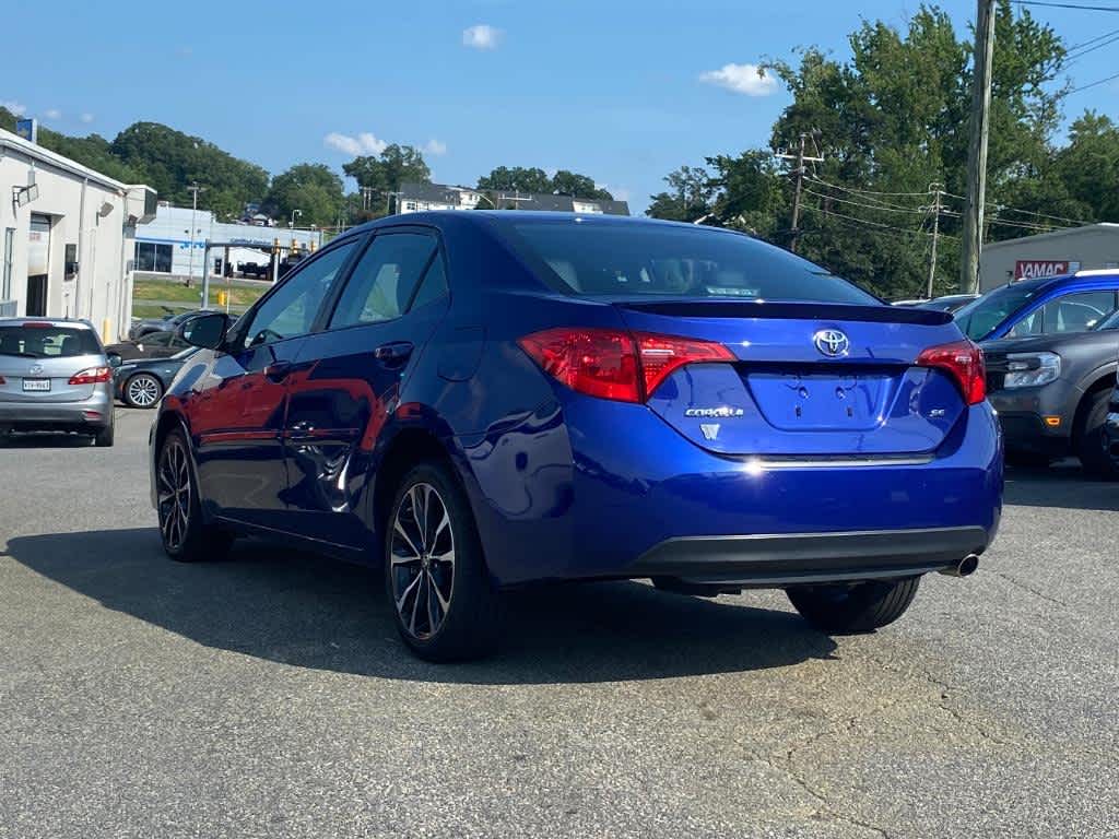 2017 Toyota Corolla SE photo 3