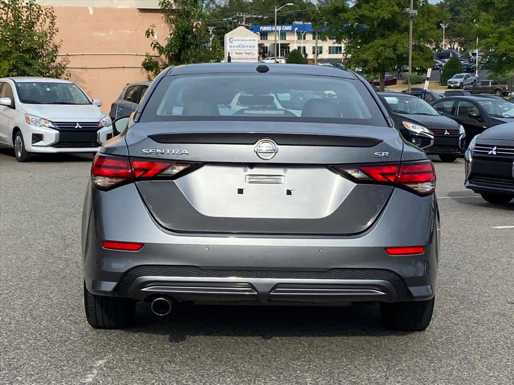 2023 Nissan Sentra SR photo 3