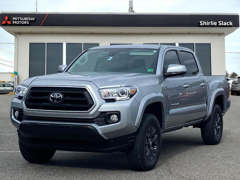 2023 Toyota Tacoma SR5's photo