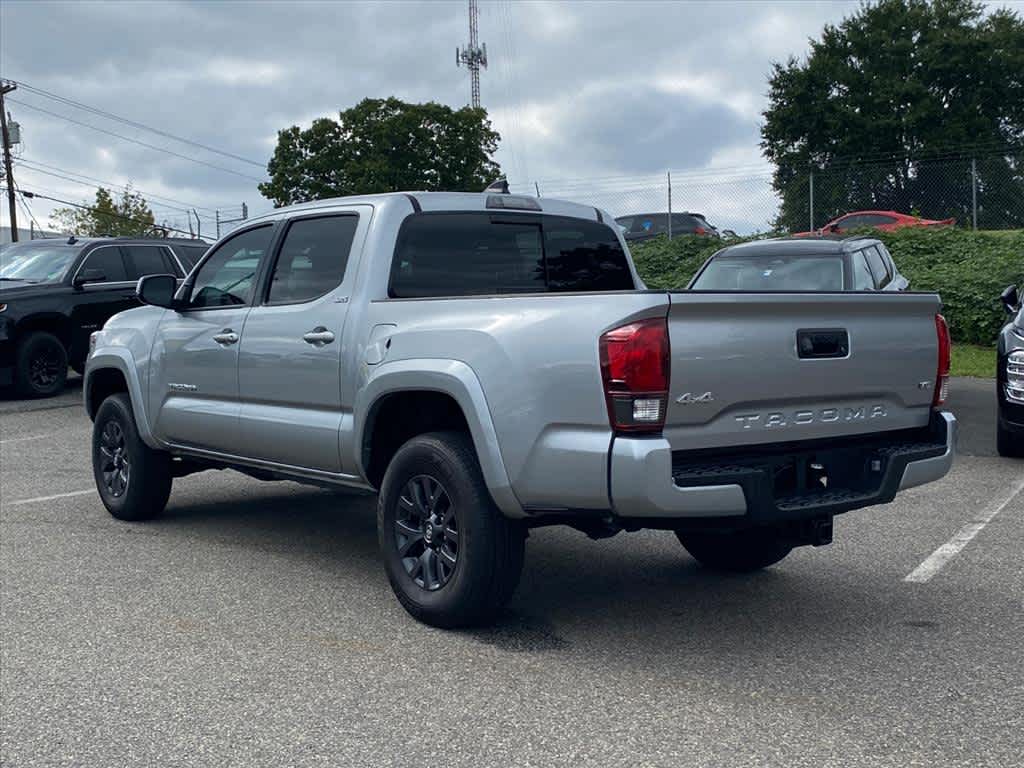 2023 Toyota Tacoma SR5 Double Cab V6 photo 3