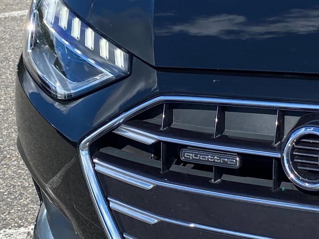 2022 Audi A4 Premium Plus 40 TFSI Quattro photo 3