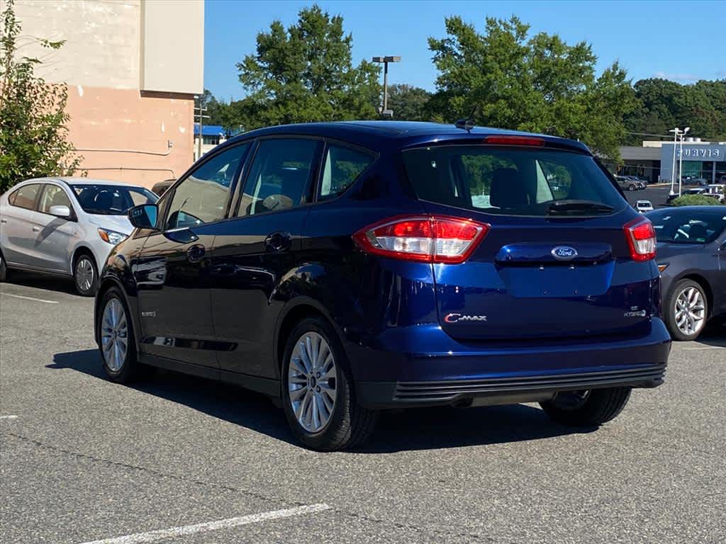 2017 Ford C-Max Hybrid SE photo 3
