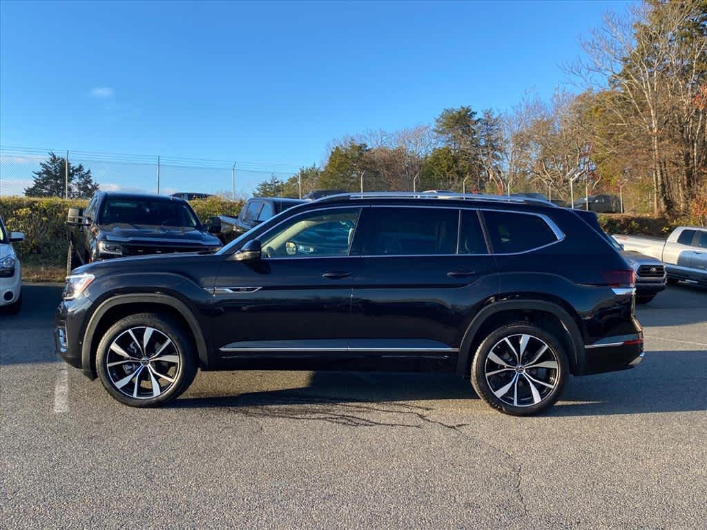 Used 2024 Volkswagen Atlas 2.0T SEL Premium R-Line 4MOTION