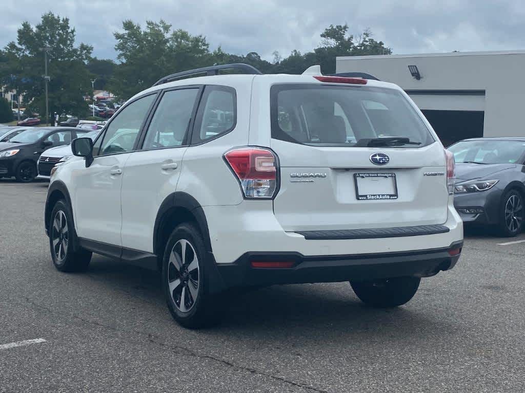 2018 Subaru Forester 2.5i photo 3
