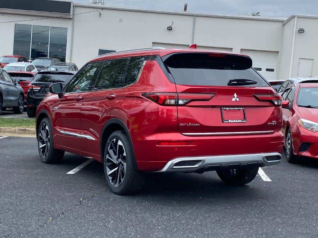 2025 Mitsubishi Outlander PHEV SEL photo 3