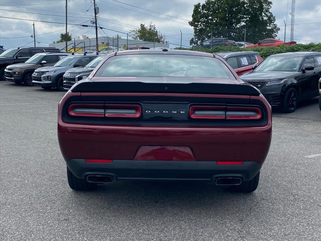 2018 Dodge Challenger R/T photo 4