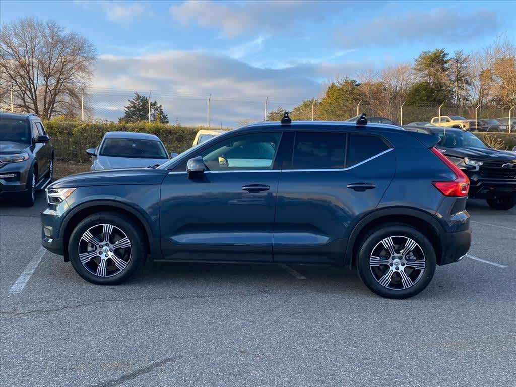 2019 Volvo XC40 Inscription T5 AWD photo 2