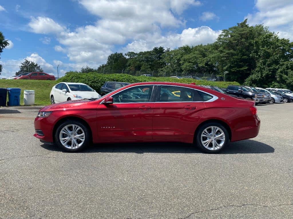 2014 Chevrolet Impala 1LT photo 2