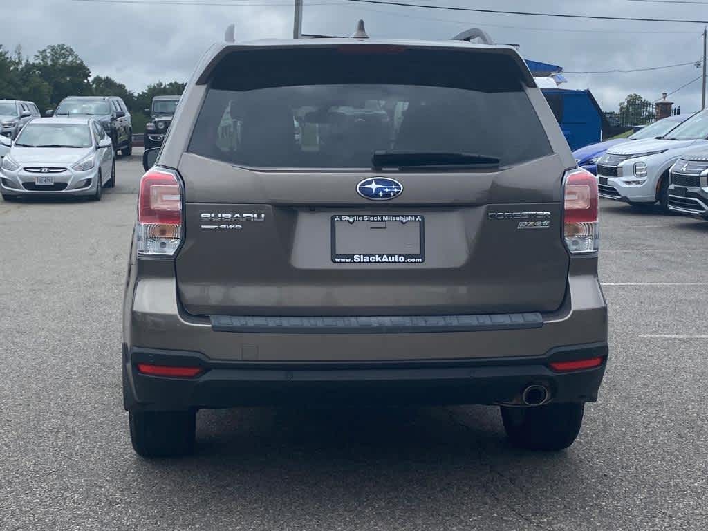 2017 Subaru Forester Touring 2.5i photo 4