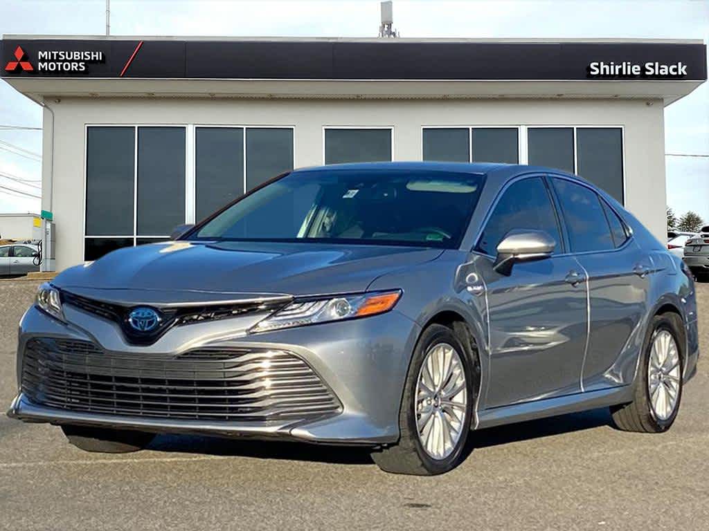 2020 Toyota Camry XLE