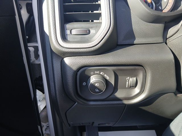 2026 RAM 3500 Tradesman - Photo 34