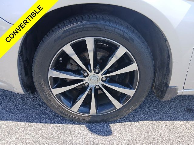 Used 2012 Chrysler 200 S with VIN 1C3BCBGG4CN245121 for sale in Chambersburg, PA