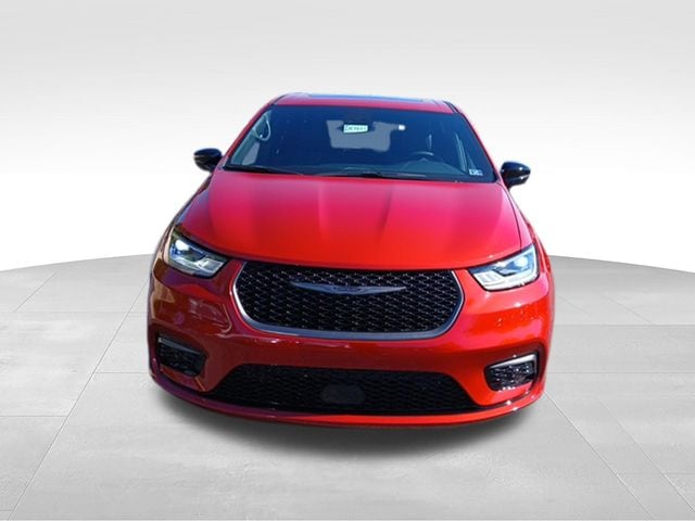 2026 Chrysler Pacifica Select - Photo 10