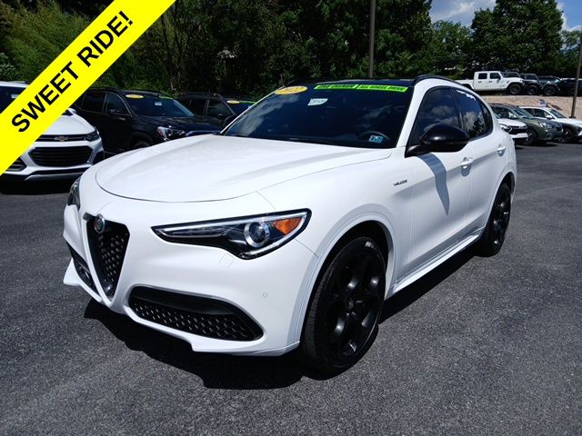 2022 Alfa Romeo Stelvio Ti Veloce AWD's photo