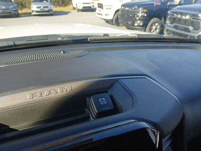 2026 RAM 3500 Tradesman - Photo 15