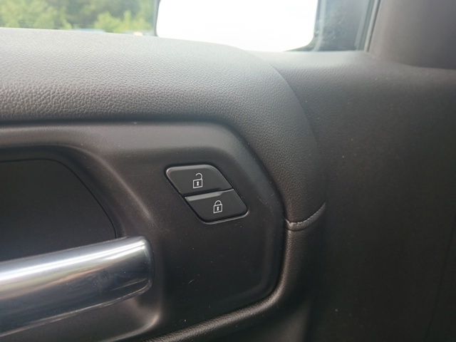 2020 Chevrolet Silverado 1500 RST - Photo 36