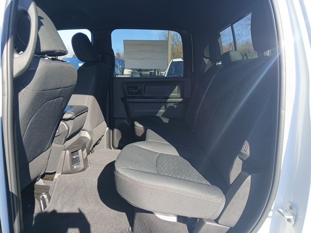 2026 RAM 3500 Tradesman - Photo 11