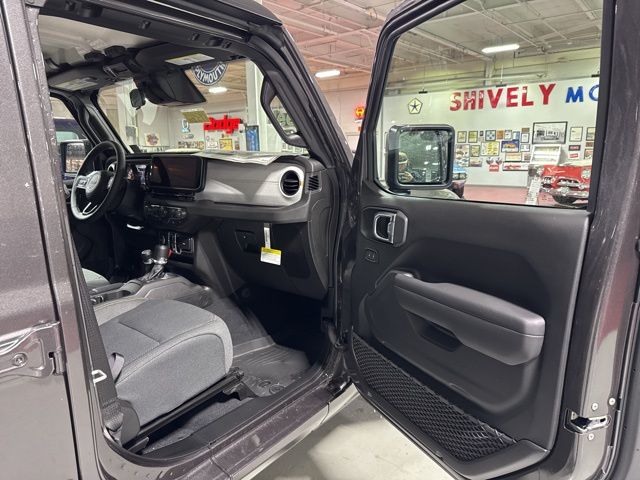 2026 Jeep Wrangler 4-Door Sport S - Photo 39