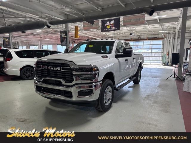 2026 RAM 2500 Tradesman 4X4 Crew Cab SWB's photo