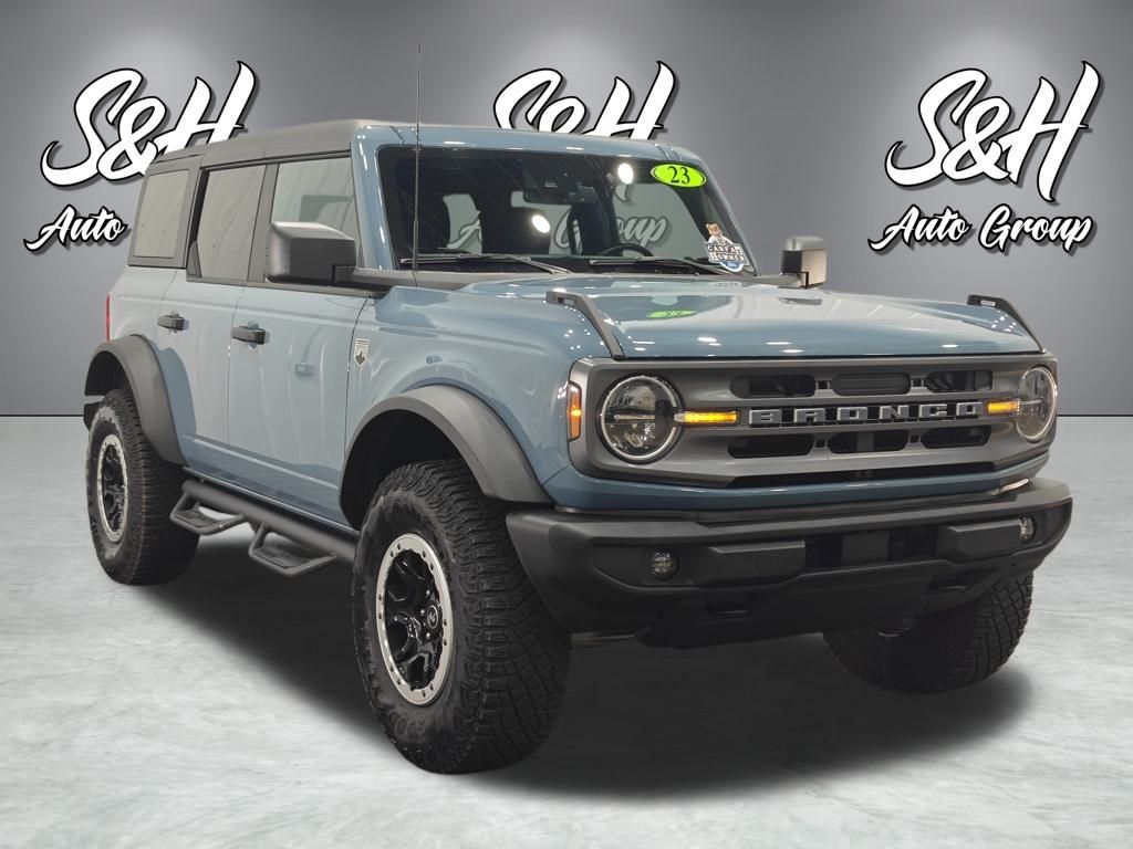 2023 Ford Bronco Base Big Bend Black Diamond Outer Banks Badlands Wildtrak Everglades photo 2