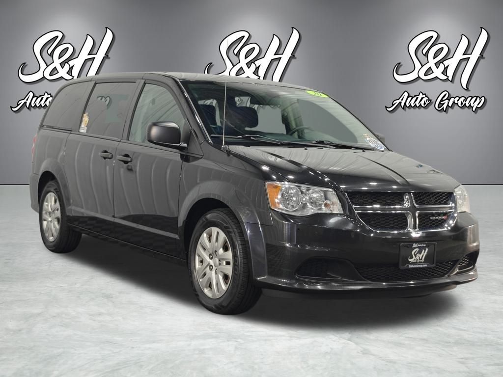 2020 Dodge Grand Caravan SE photo 2