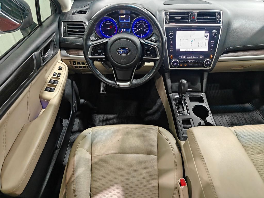 2018 Subaru Legacy 3.6R Limited photo 3