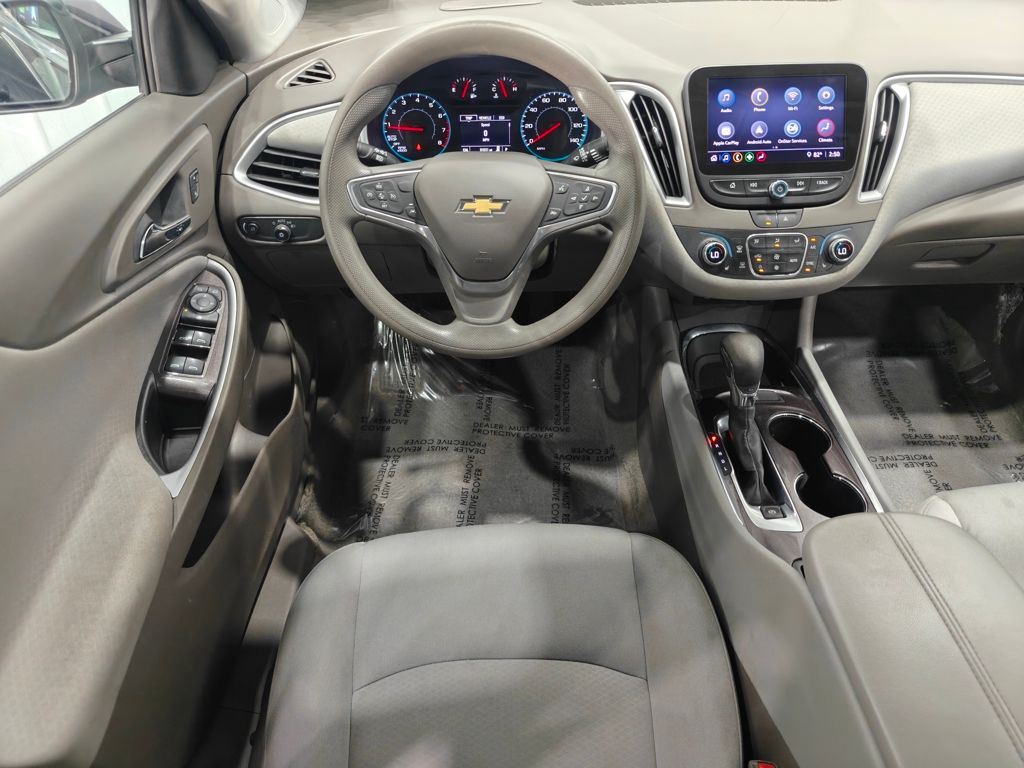 2023 Chevrolet Malibu 1LT photo 3