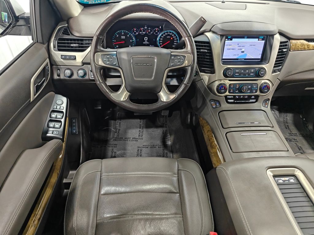 2017 Gmc Yukon Denali photo 4