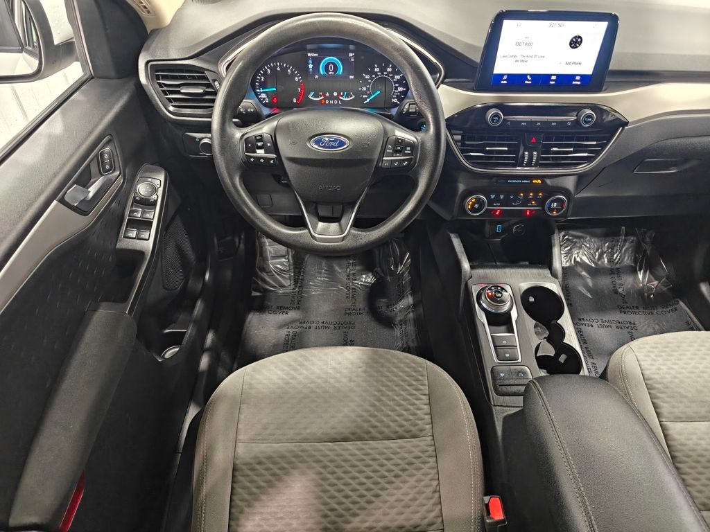 2020 Ford Escape SE photo 3