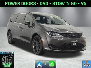 2018 Chrysler Pacifica Touring Plus Minivan/Van