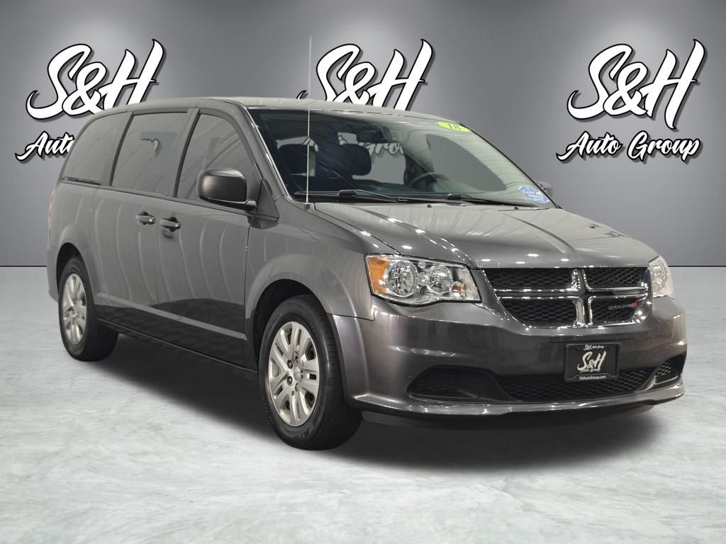 2018 Dodge Grand Caravan SE photo 2
