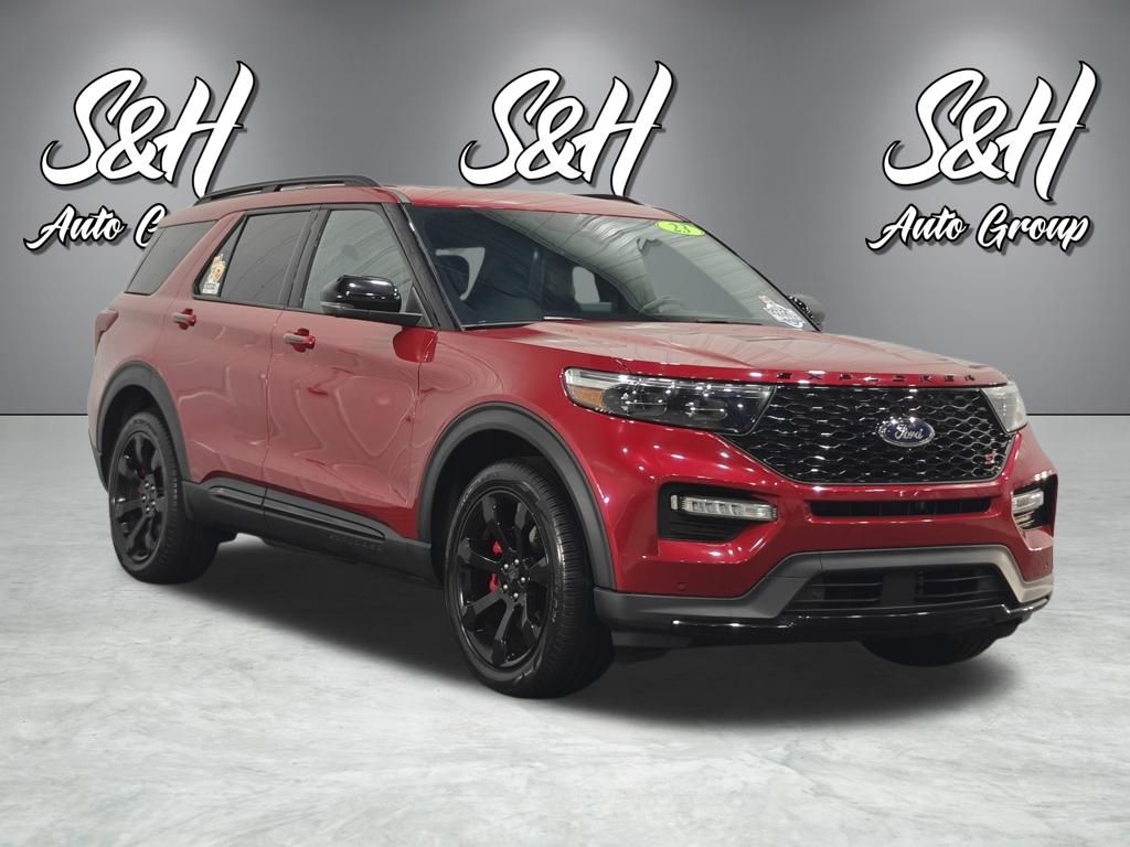 Vehicle Image 2