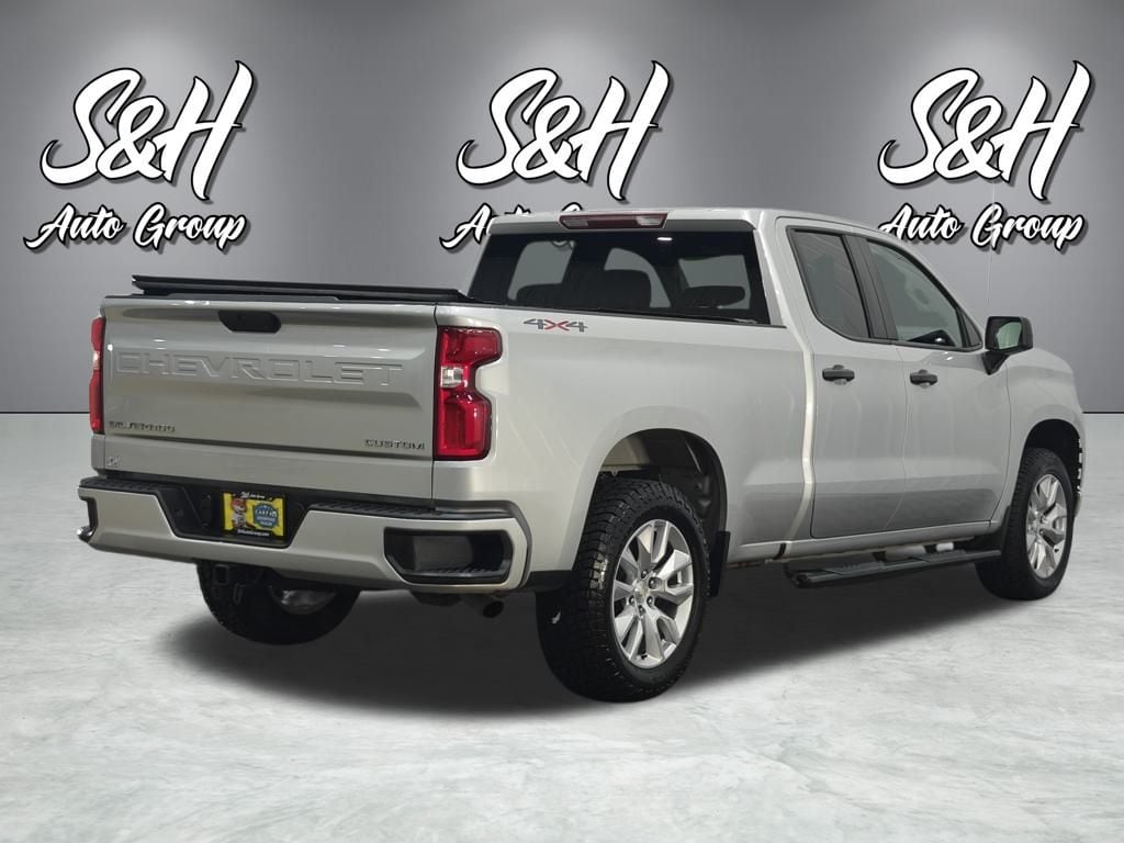 2022 Chevrolet Silverado 1500 Limited Custom - Photo 18