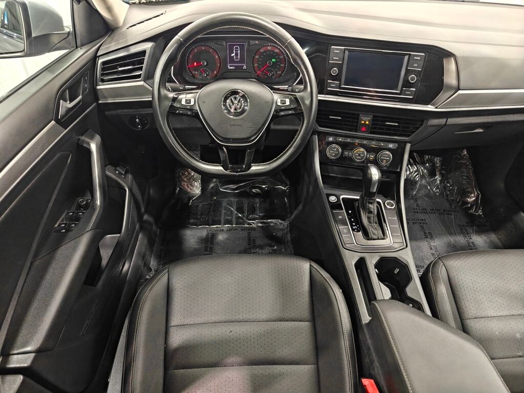 Used 2021 Volkswagen Jetta 1.4T SE Sedan