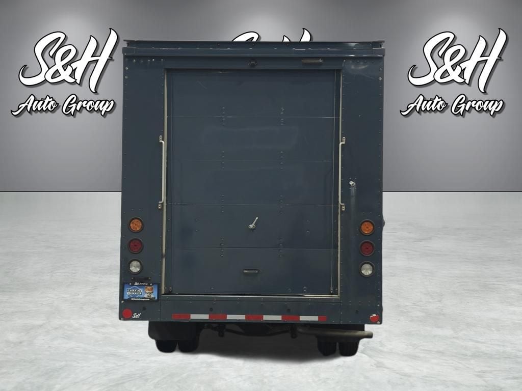 2021 Ford Transit Cutaway Base - Photo 18