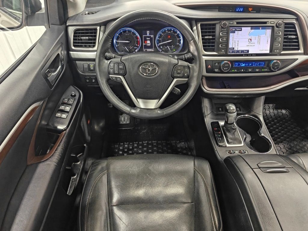 Used 2016 Toyota Highlander Limited SUV