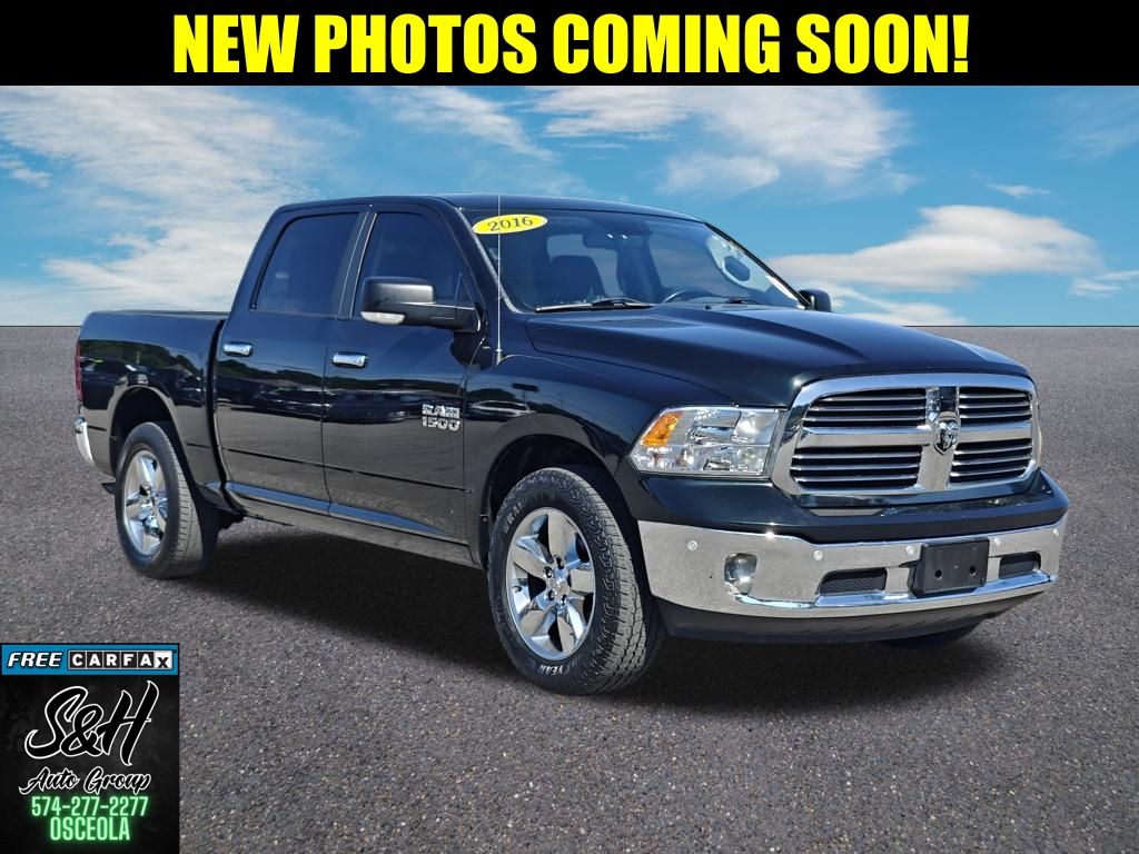 2016 RAM 1500 Big Horn 4x4 Crew Cab 5'7's photo