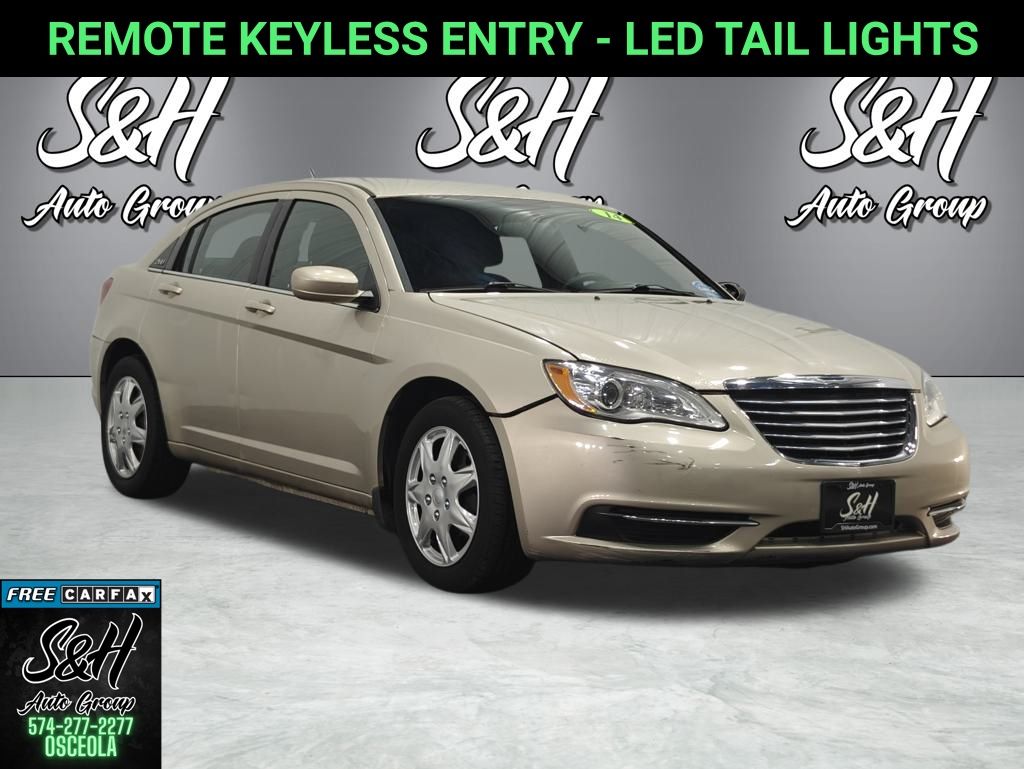 2014 Chrysler 200 LX