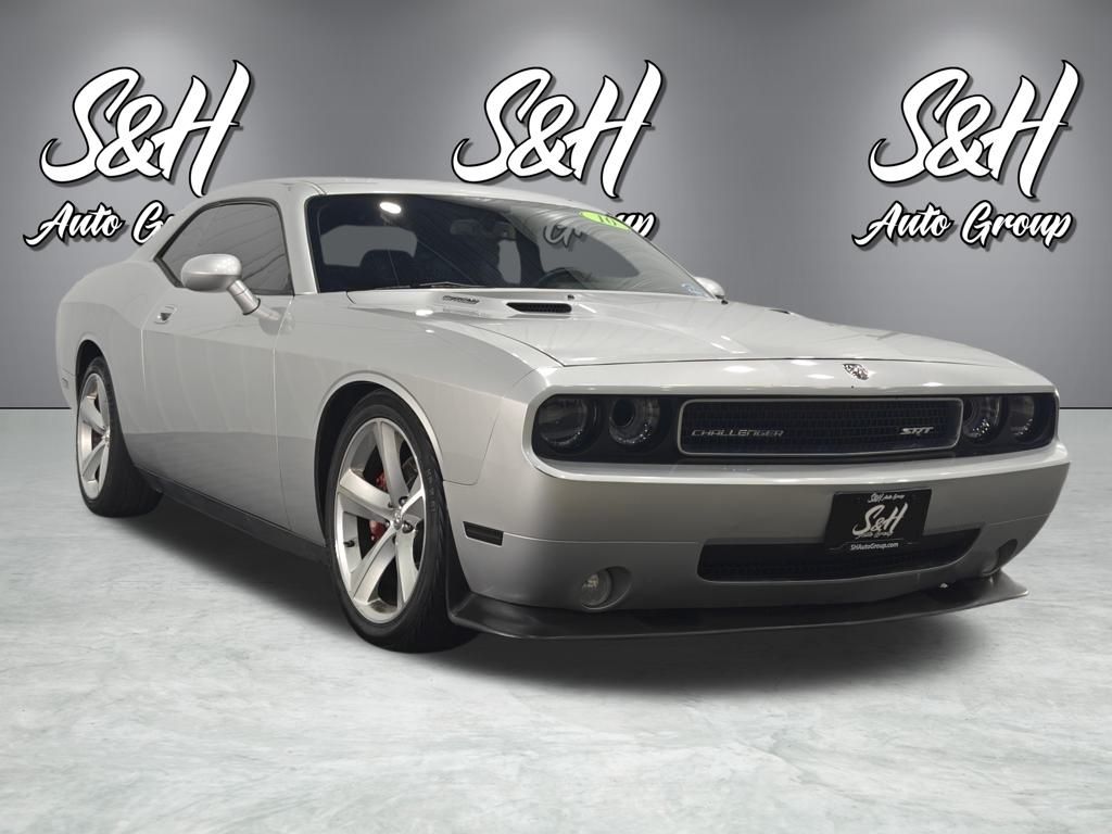 2010 Dodge Challenger SRT8 photo 2
