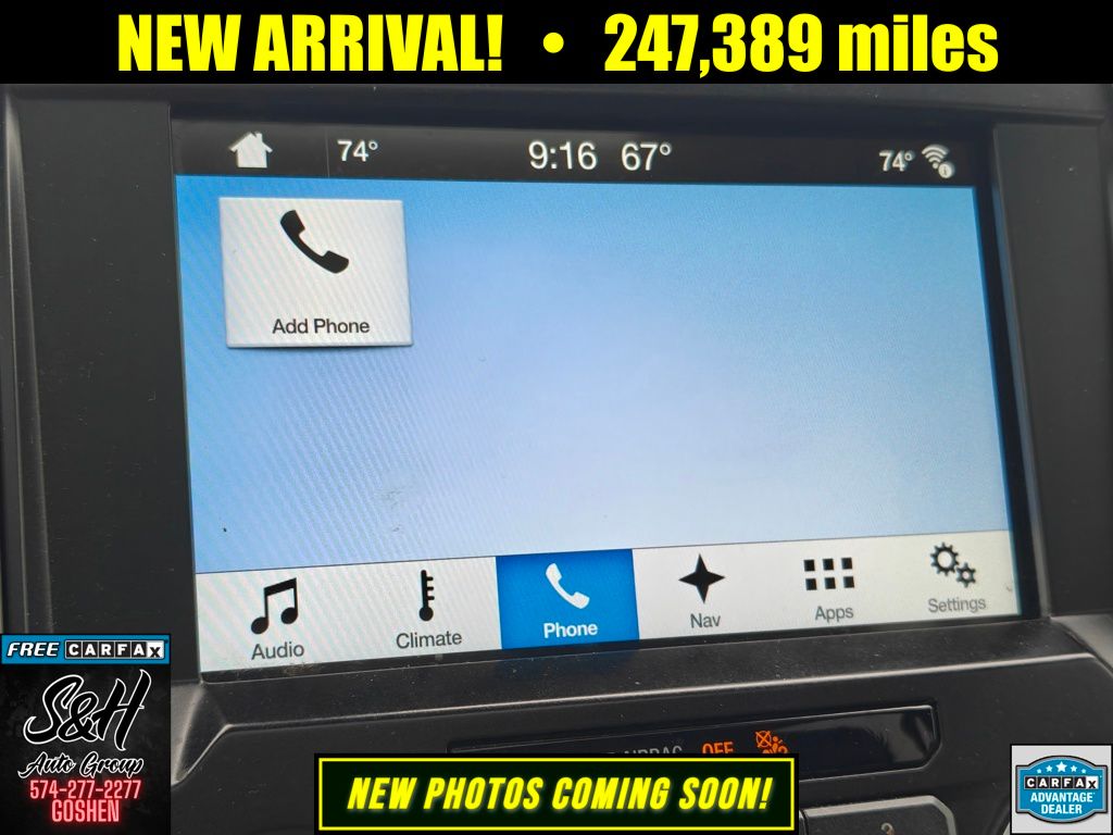 2017 Ford F-150 Platinum photo 3