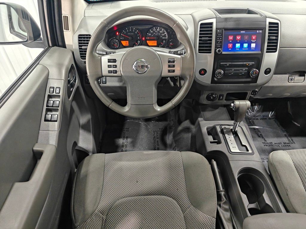 2019 Nissan Frontier SV photo 3
