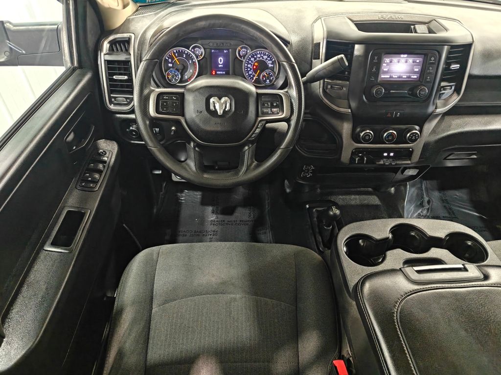 2020 Ram 3500 Tradesman photo 3