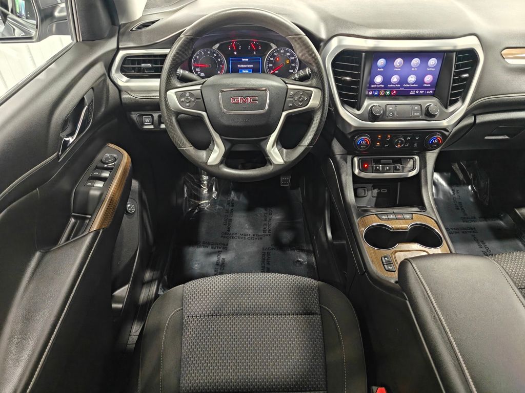 2021 Gmc Acadia SLE photo 2